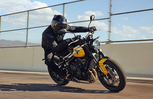 Triumph 660 trident hot sale